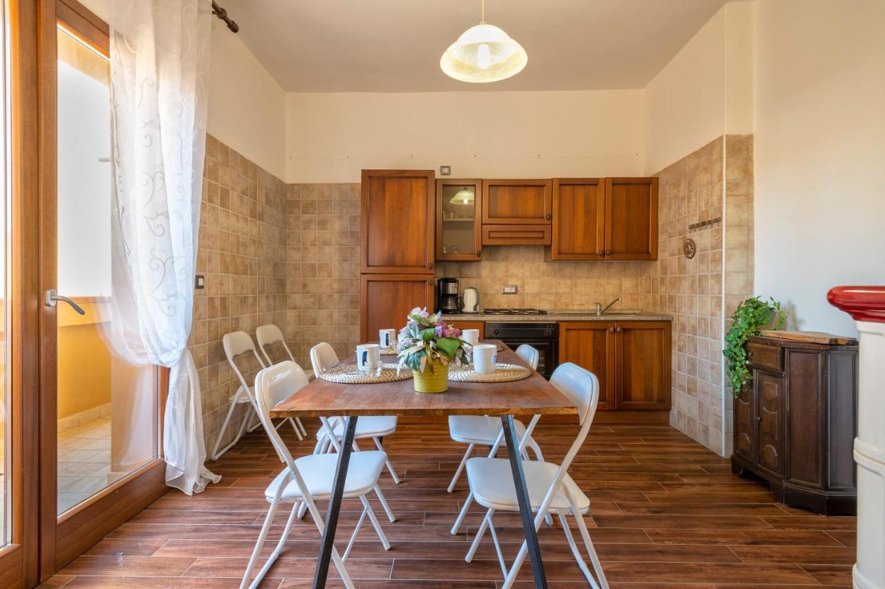 Apartamento Lungomare Garibaldi - Attico A Due Passi Dal Mare Alguer Exterior foto
